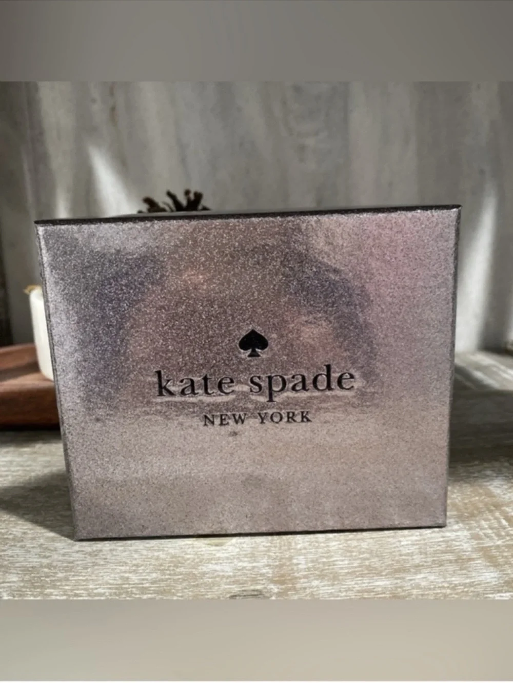 kate spade Metallic Purple-Pink Card Holder with Logo Plaque